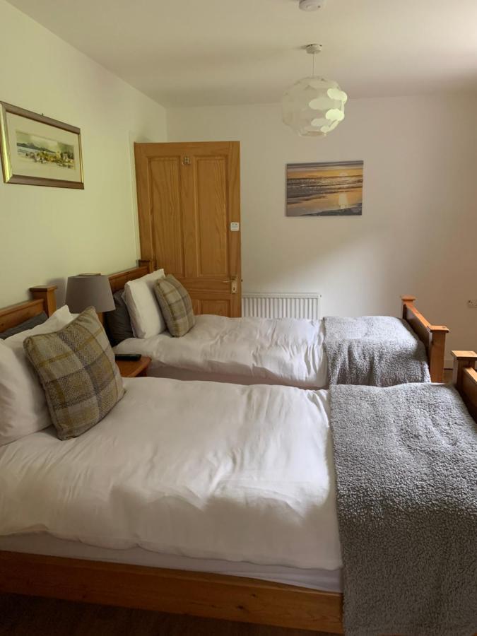 Alt-An Ensuite Self Catering Apartment With Twin Bedroom Fort William Exterior foto